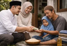 Menunaikan Zakat Fitrah untuk Bersihkan Diri