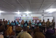 Menteri Imipas Salurkan Bansos Sembako bagi Masyarakat Padangsidimpuan