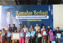 Ramadan Berbagi, 2.500 Paket Bantuan Kemenimipas Sasar Warga Gabion Belawan