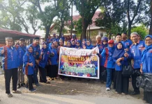 Komunitas Radio CAS Berbagi Ratusan Paket Takjil
