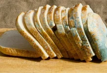 Jangan Asal Buang Bagian Jamur, Roti Berjamur Bisa Picu Risiko Kesehatan