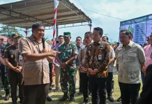 Mendagri dan Menteri PKP Tinjau BSPS di Humbahas