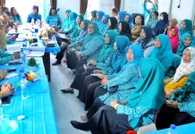 TP PKK Simalungun Bina UP2K di Nagori Karang Anyar