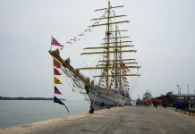 KRI Bima Suci Sandar di Belawan, Wali Kota Medan Sambut Kedatangan Peserta APCS 2026