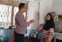 Bhabinkamtibmas Ingatkan Warga Waspada Penipuan Online