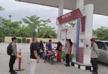 Polres Tanjungbalai Pastikan Warga Tertib Isi BBM