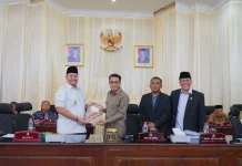 Bupati Batu Bara Hadiri Paripurna DPRD, Bahas LKPJ dan Rencana Perubahan BUMD