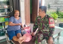 Babinsa Koramil 07/Salak Bangun Kepercayaan dan Kemanunggalan TNI-Rakyat