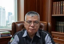 Guru vs Realita: Dedikasi Tinggi, Penghasilan Masih Rendah”