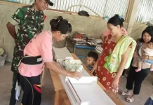 Babinsa dan Bidan Desa Bersinergi, Laksanakan Pelayanan Kesehatan Lebih Dekat