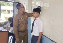 Puskesmas Teluk Nibung Melakukan Pengecekan Kesehatan Bagi Pelajar