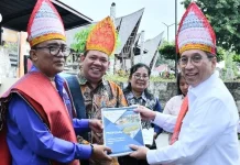 Wabup Samosir Sambut Kunjungan Wamen PPN