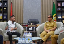 Rico Waas Dukung Turnamen Padel Sambut Hari Jadi Kota Medan