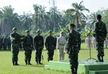 Dandim 0208 Asahan Pimpin Upacara dan Berikan Penghargaan
