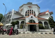 Berburu Sejarah Pesan Arsitektur Kantor Pos Medan