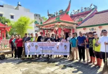 FPLA Deli Serdang Gelar Jumat Bersih di Vihara Budi Abadi