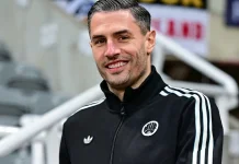Fabian Schär Memperpanjang Masa Tinggalnya di Newcastle United