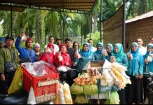 Ketua TP PKK Kota Binjai Tinjau Monitoring Lomba UP2K Kelurahan Sukamaju