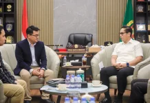 Rico Waas Tekankan Pentingnya Akses Pendidikan bagi Semua Kalangan