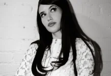 Sienna Spiro Rilis MV 'The Visitor' jelang Debut Album