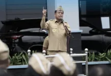 Bupati Karo Serahkan SPPT dan DHKP PBB 2026 Kepada Seluruh Camat Kabupaten Karo