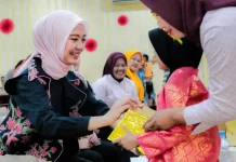 Bunda PAUD Sergai Hadiri Pelepasan 49 Siswa TK Percontohan