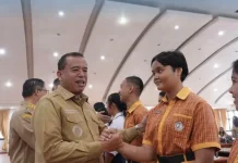 Bupati Karo Lepas 25 Siswa Lolos SMA Unggulan Nasional
