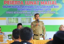 Sambut HUT ke-18, Pemkab Labura Gelar Sunat Massal