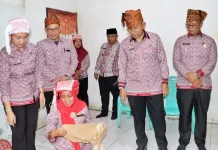 Bupati Simalungun Gerak Cepat Bantu Warga Sakit di Gunung Malela