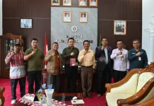 Bupati Humbahas Terima Audiensi Panitia Pelantikan Si Raja Oloan