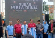 Rico Waas Nobar Piala Dunia Bersama Warga di CFD Kesawan