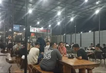 Pengunjung Cafe Meningkat Memasuki Babak 32 Besar Pesta Bola