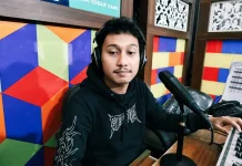 Atasi Stres Dengan Mendengarkan Musik