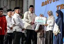 Gubernur Bobby Nasution Salurkan Zakat Rp3,5 Miliar kepada 5.051 Penerima Manfaat