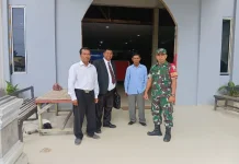 Babinsa Koramil 04/Tigalingga Kawal Ibadah Minggu di GKII Lau Bagot