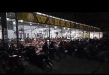 Penjaga Parkir Warkop Raup 150 Ribu Setiap Pertandingan Mulai Malam