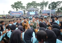 Wali Kota Mahyaruddin Beri Motivasi Kontingen Kwarcab Tanjungbalai di Jamdasu