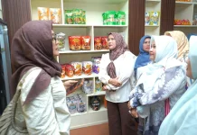 Ketua TP PKK Kabupaten Asahan Kunjungi Paviliun di PRSU