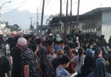 Ratusan Warga Tanjungbalai Datangi Rumah Terduga Pelaku Pelecehan Seksual