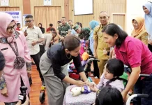 Puluhan Anak Disabilitas di Simalungun Terima Kursi Roda Adaptif