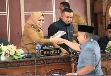 DPRD Labuhanbatu Sahkan Raperda Pertanggungjawaban APBD 2025