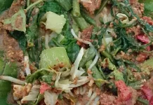 Nikmatnya Kuliner Pecal, Sederhana tapi Bikin Ketagihan