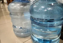Perut Buncit karena Banyak Minum Air, Mitos atau Fakta?