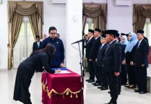 Lantik 25 Pejabat, Wabup Tekankan Pelayanan Publik Harus Cepat dan Humanis