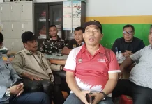 Penertiban Pedagang Alun-alun Tanjungbalai Diwarnai Adu Mulut dan Dorong-doronga