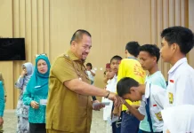 Bupati Batu Bara Apresiasi Kegiatan Sosial TP PKK Sambut HUT RI