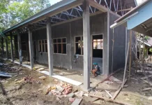 Satgas Bakti TNI Lanjutkan Rehabilitasi SMPN 3 Satu Atap Aramo