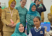 Dinkes dan TP-PKK Tanjungbalai Lakukan BIAS, Siswi SMP Dapat Vaksin HPV Gratis