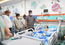 Dirawat Intensif di RS Haji Medan, Bobby Nasution Jenguk Siswi SMKN 1 Berastagi