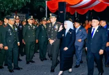 Bupati Labuhanbatu Lepas Ribuan Peserta Pawai Taptu dan Obor